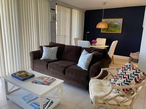 899 Jeffery Street Boca Raton FL 33487