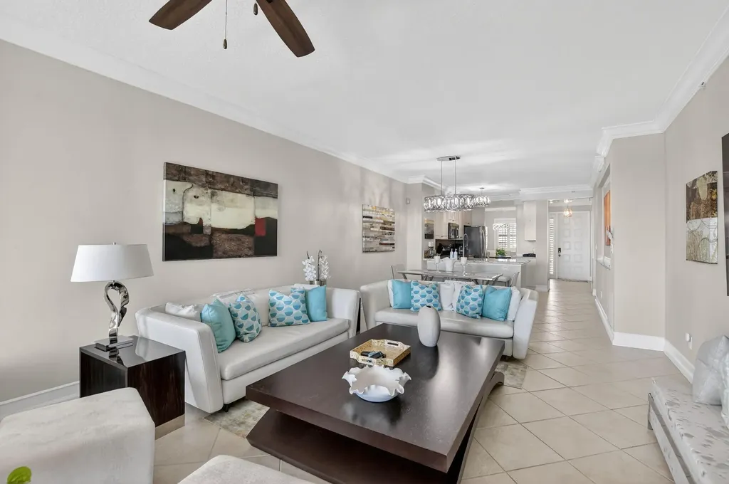 22703 Camino Del Mar Boca Raton FL 33433