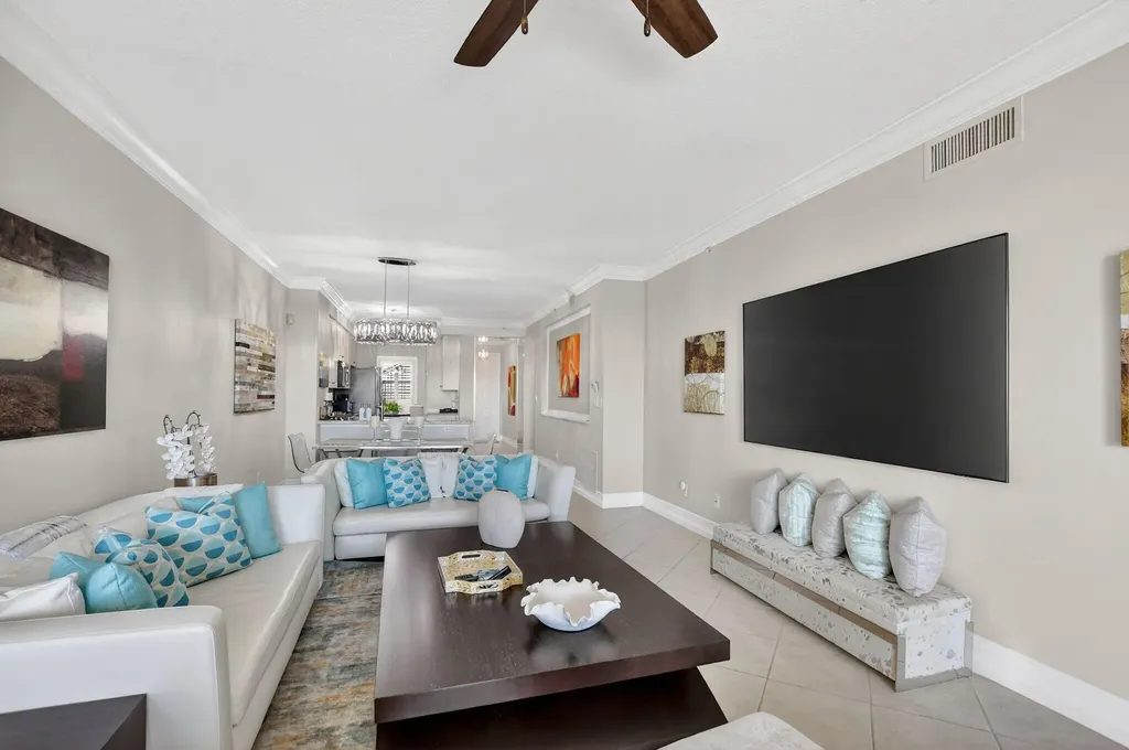 22703 Camino Del Mar Boca Raton FL 33433