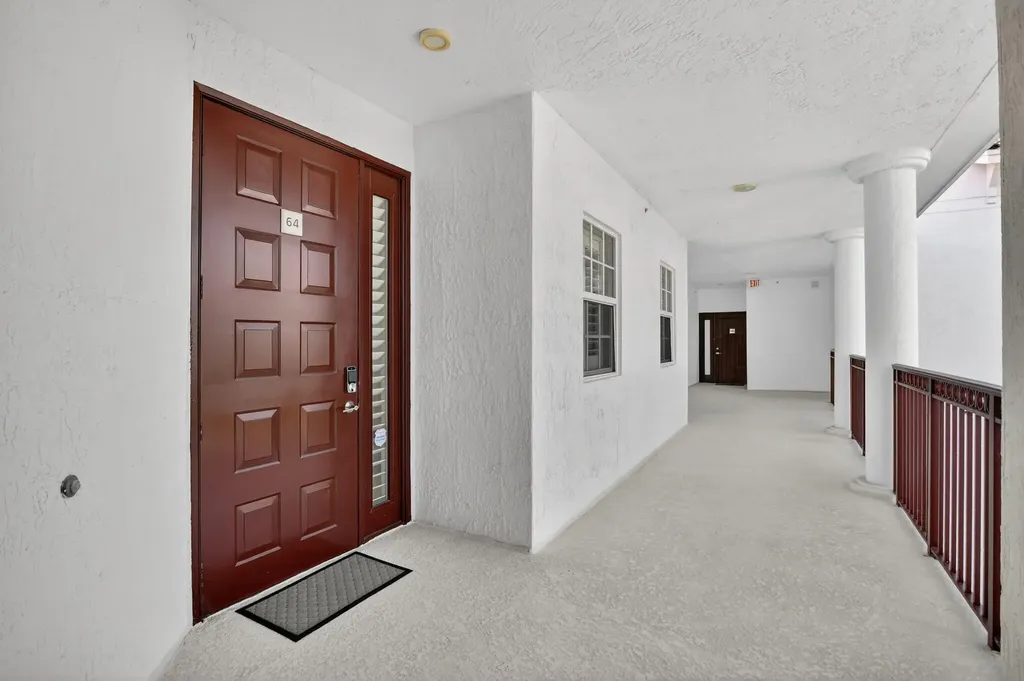 22703 Camino Del Mar Boca Raton FL 33433