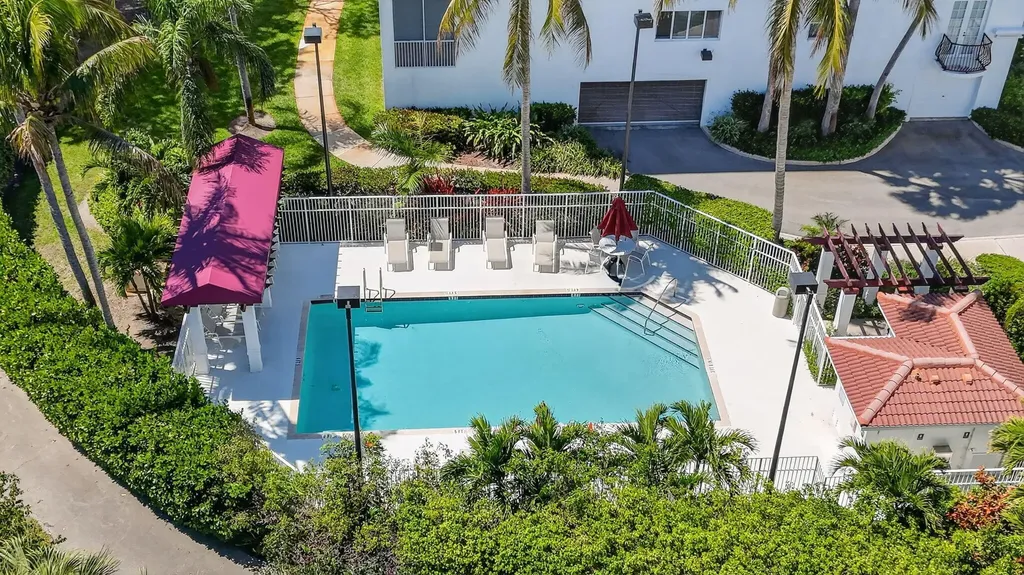 22703 Camino Del Mar Boca Raton FL 33433