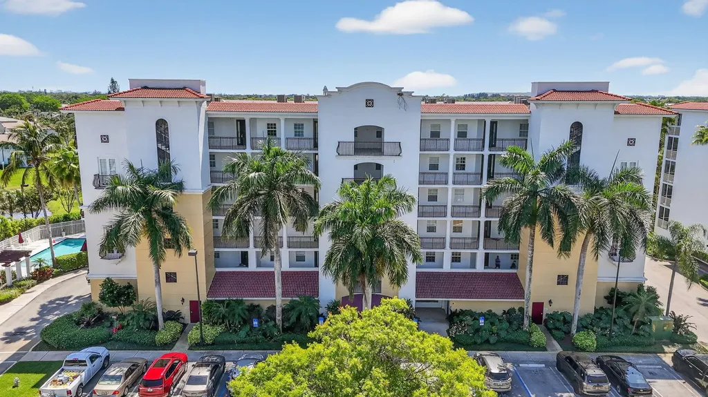22703 Camino Del Mar Boca Raton FL 33433