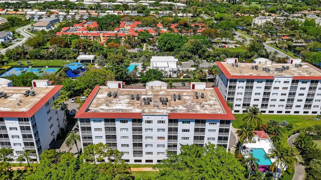 22703 Camino Del Mar Boca Raton FL 33433