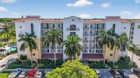 22703 Camino Del Mar Boca Raton FL 33433