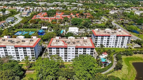 22703 Camino Del Mar Boca Raton FL 33433
