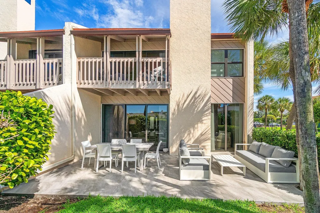 2717 N Ocean Boulevard Boca Raton FL 33431