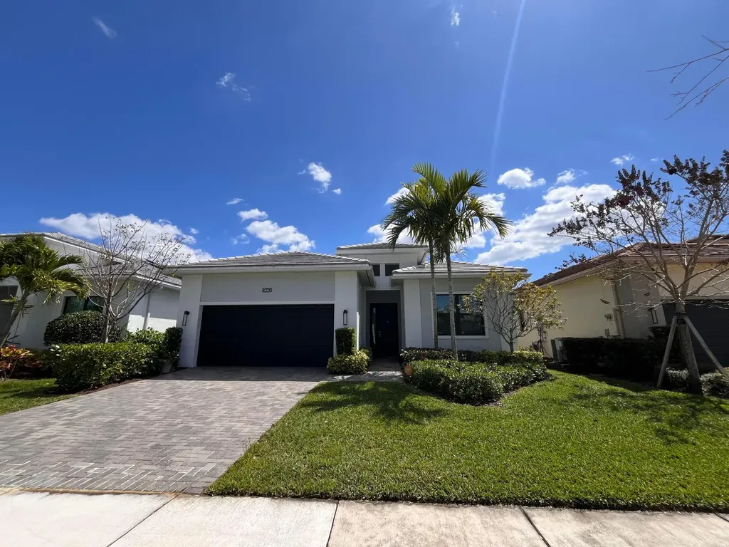 5663 Saint Armands Way The Acreage FL 33470