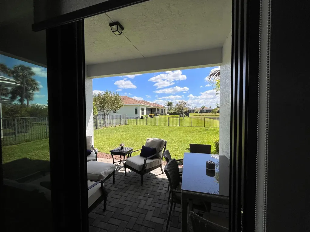 5663 Saint Armands Way The Acreage FL 33470