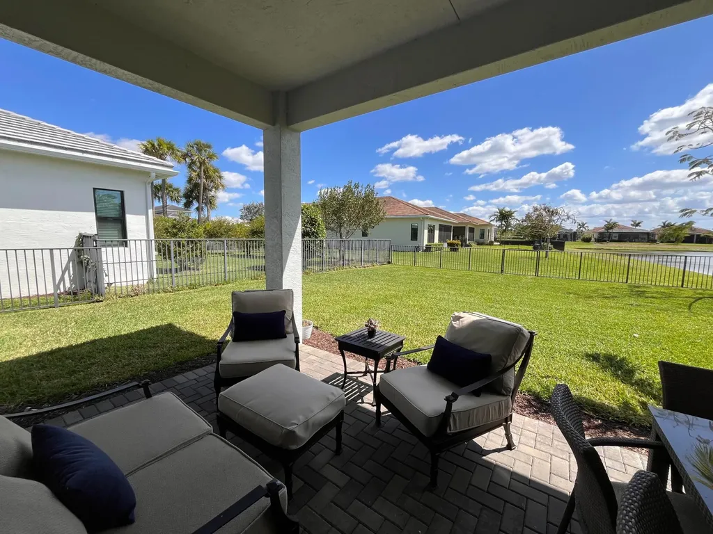 5663 Saint Armands Way The Acreage FL 33470