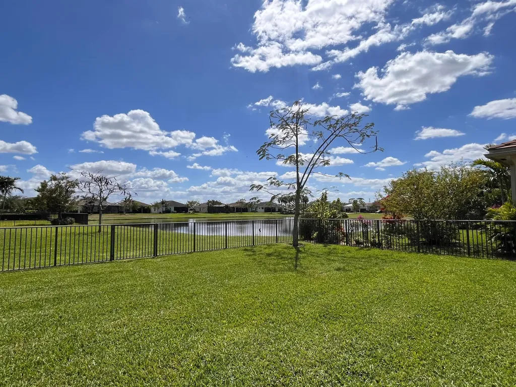 5663 Saint Armands Way The Acreage FL 33470