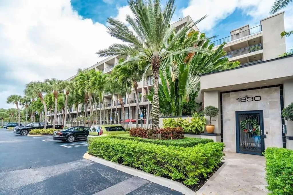 1830 Embassy Drive West Palm Beach FL 33401
