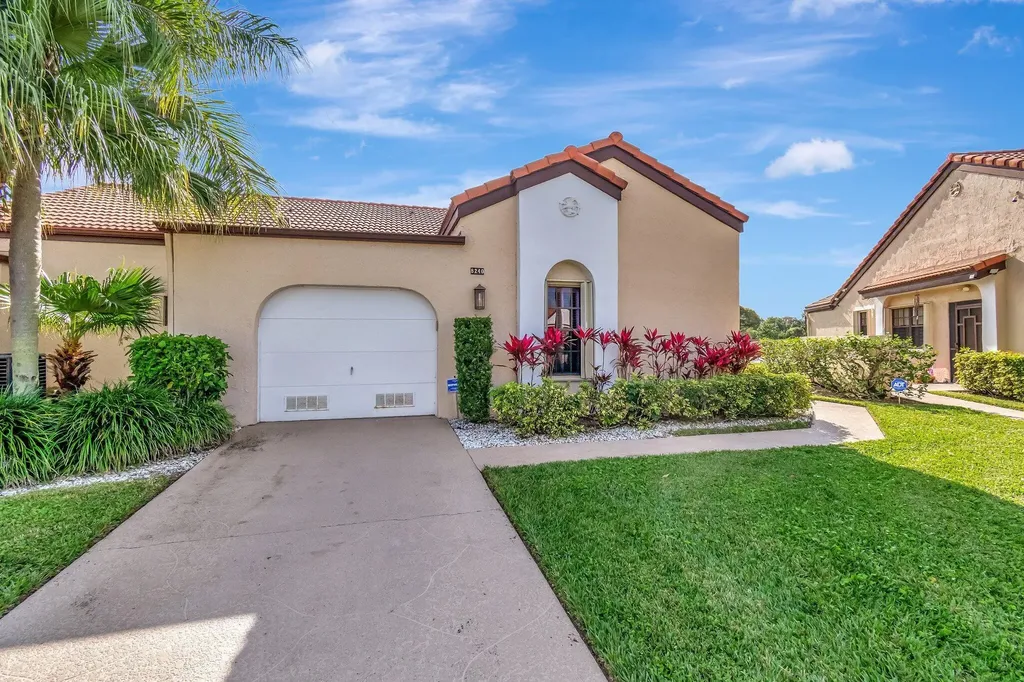 8240 Waterline Drive Boynton Beach FL 33472