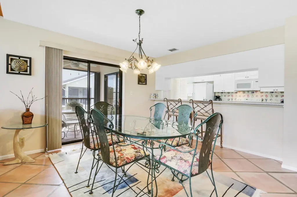 2206 S Fairway Drive S Jupiter FL 33477
