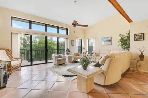 2206 S Fairway Drive S Jupiter FL 33477