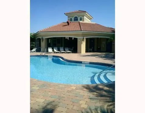 2757 S Evergreen Circle Boynton Beach FL