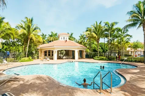 2757 S Evergreen Circle Boynton Beach FL