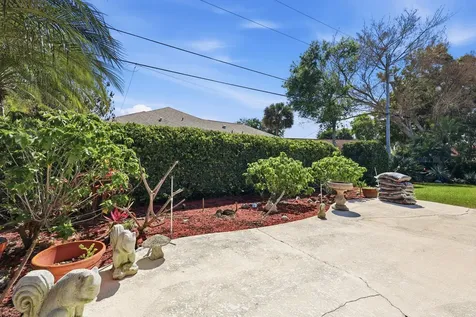1683 SW Realty Street Port St Lucie FL 34987