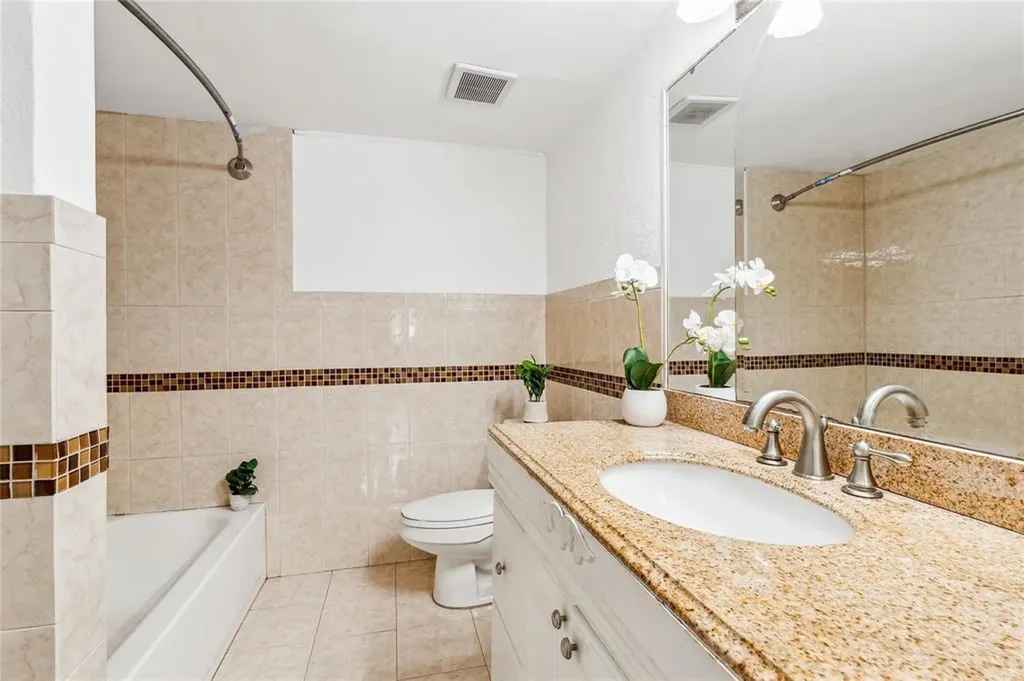 2729 S Oakland Forest Drive Oakland Park FL 33309