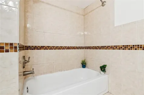 2729 S Oakland Forest Drive Oakland Park FL 33309