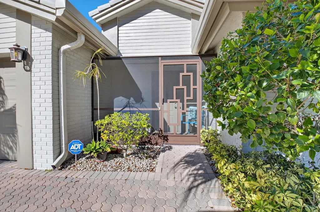 8491 Leeway Lane Boynton Beach FL 33436