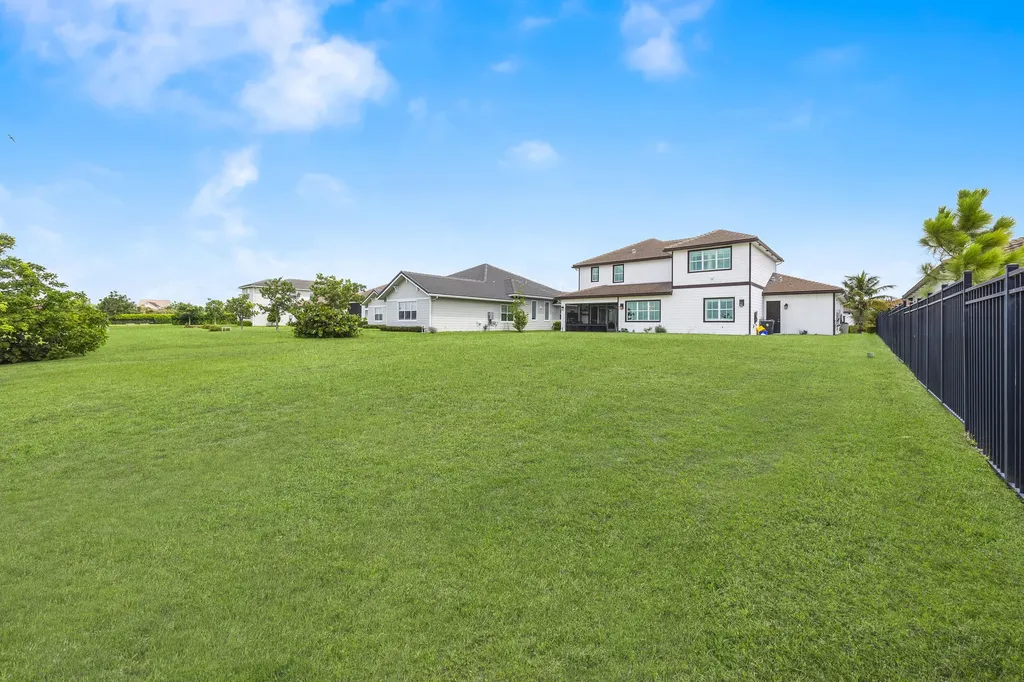 953 Hookline Circle The Acreage FL 33470