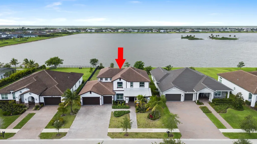 953 Hookline Circle The Acreage FL 33470