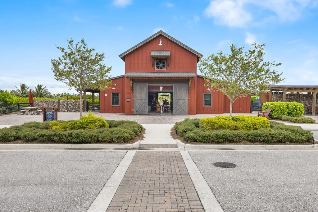 953 Hookline Circle The Acreage FL 33470