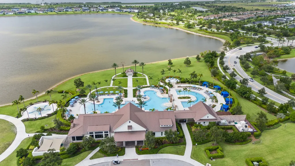 953 Hookline Circle The Acreage FL 33470