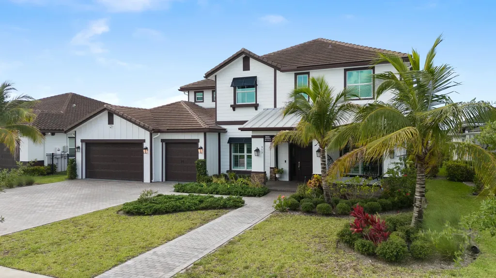 953 Hookline Circle The Acreage FL 33470
