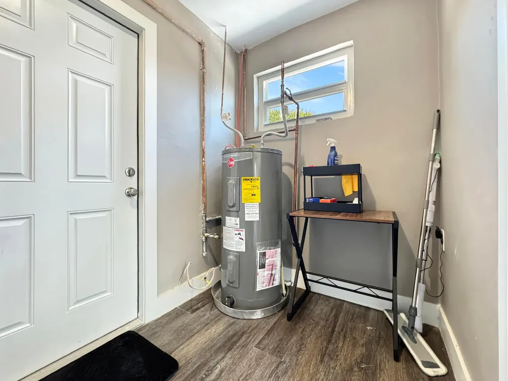 6751 Cody Street Hollywood FL 33024