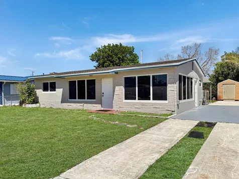 6751 Cody Street Hollywood FL 33024