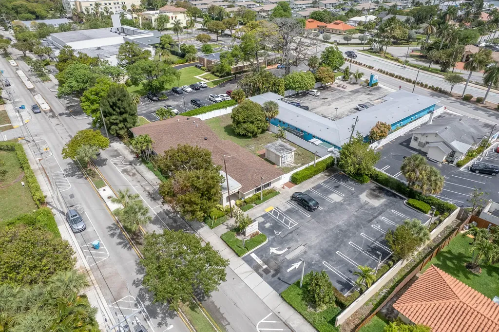 912 SE 4th Street Boynton Beach FL