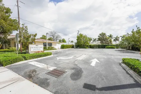 912 SE 4th Street Boynton Beach FL