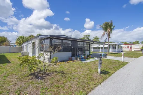 2520 SE Penny Lane Stuart FL 34994