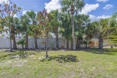 2520 SE Penny Lane Stuart FL 34994