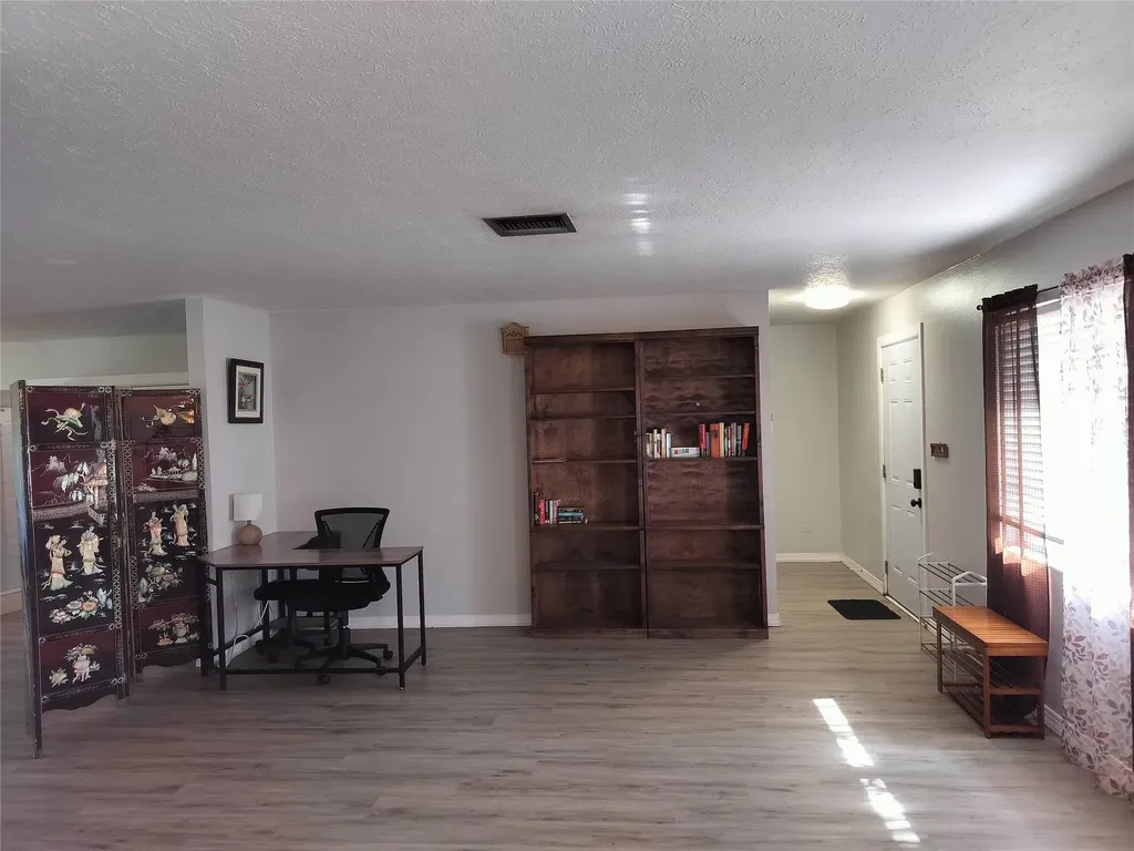 77 Cardinal Drive North Fort Myers FL 33917