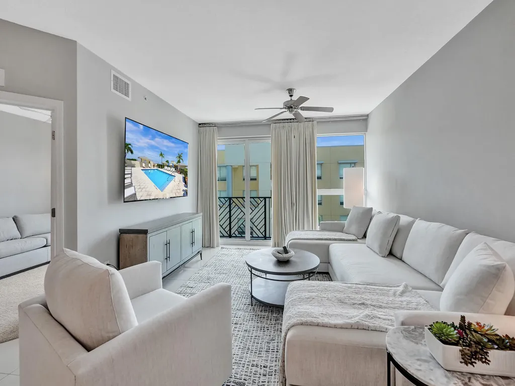 225 NE 1st Street Delray Beach FL 33444