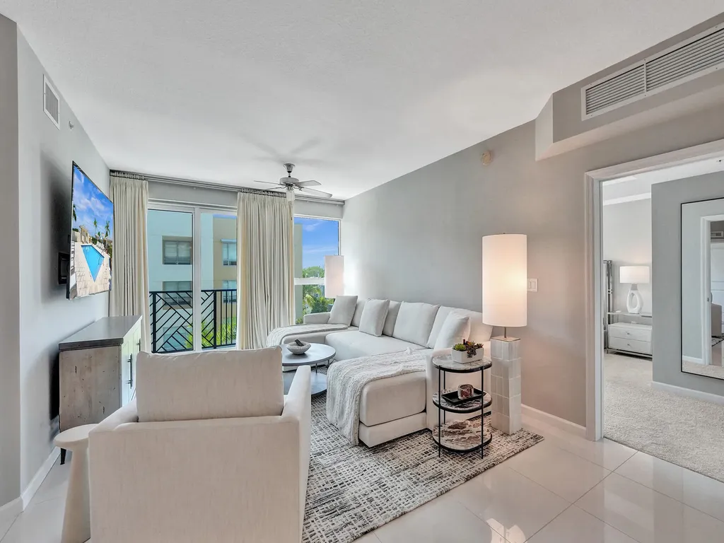 225 NE 1st Street Delray Beach FL 33444