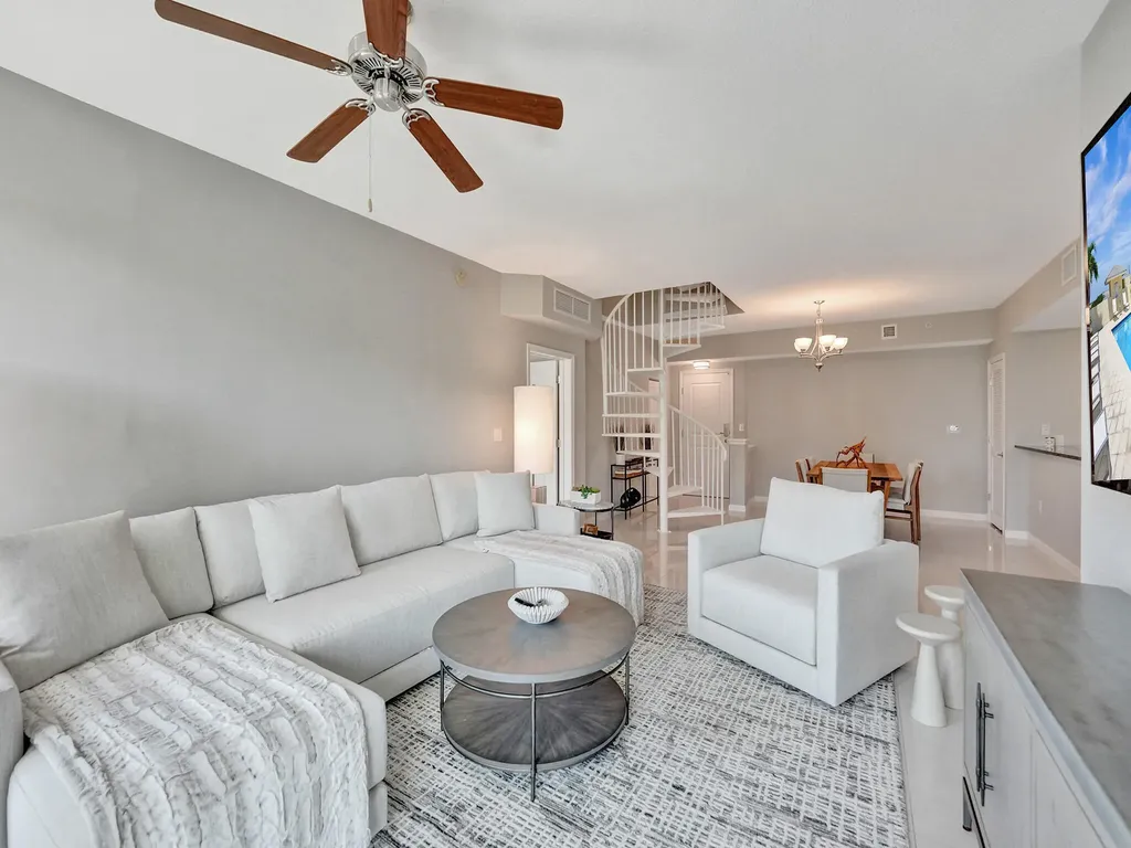 225 NE 1st Street Delray Beach FL 33444
