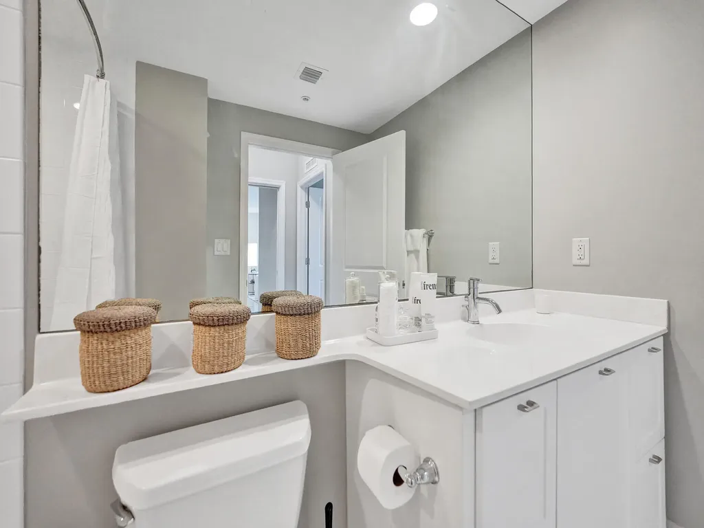 225 NE 1st Street Delray Beach FL 33444