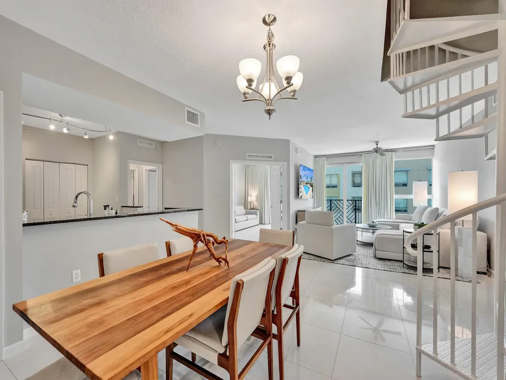 225 NE 1st Street Delray Beach FL 33444