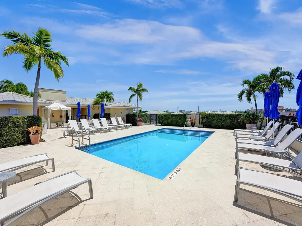 225 NE 1st Street Delray Beach FL 33444