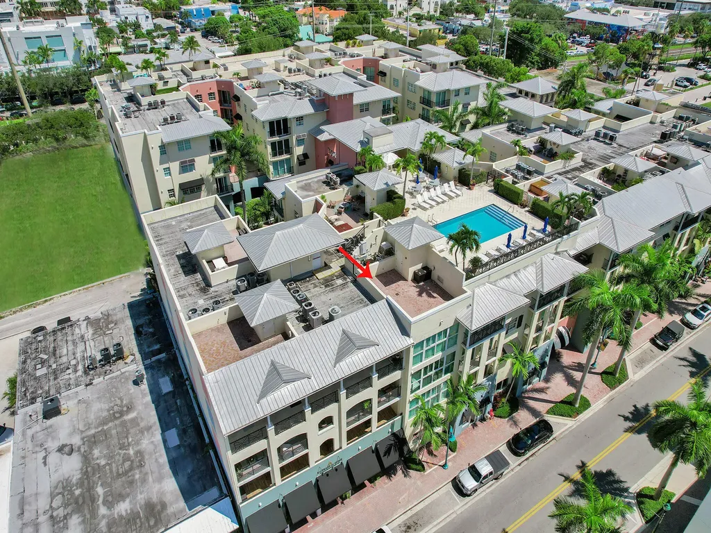 225 NE 1st Street Delray Beach FL 33444