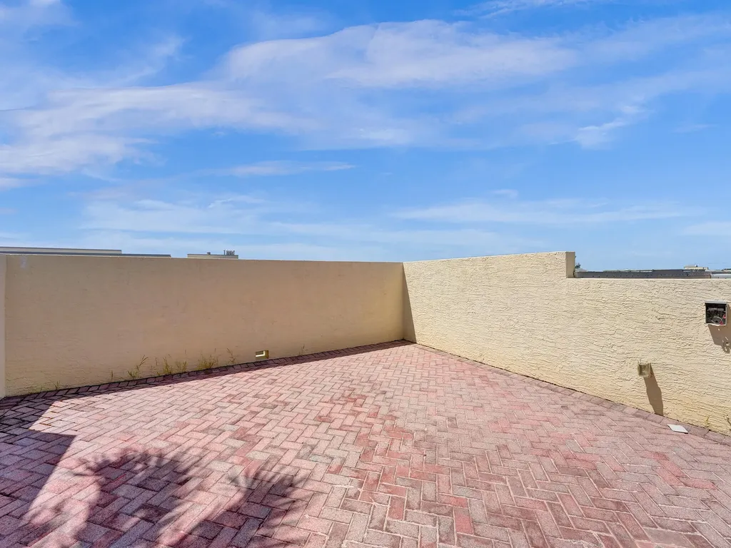 225 NE 1st Street Delray Beach FL 33444