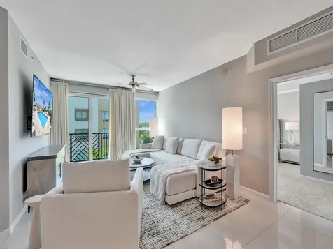 225 NE 1st Street Delray Beach FL 33444