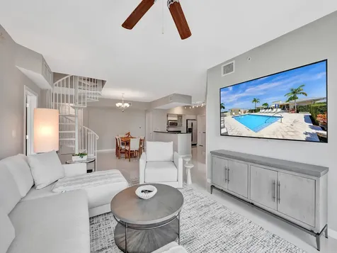 225 NE 1st Street Delray Beach FL 33444