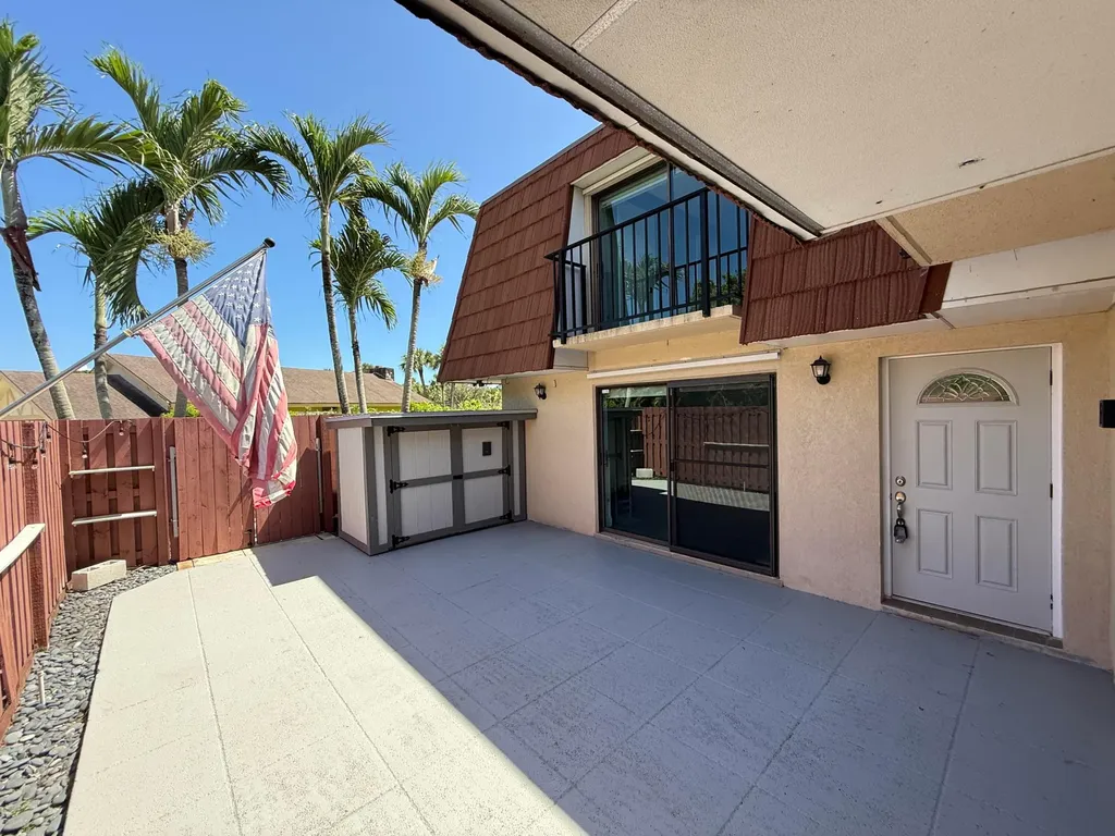 1420 Augusta Circle Delray Beach FL 33445