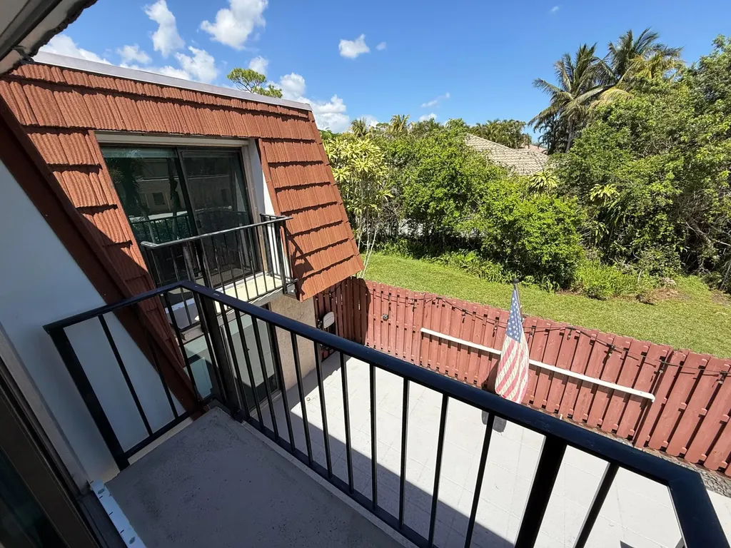 1420 Augusta Circle Delray Beach FL 33445