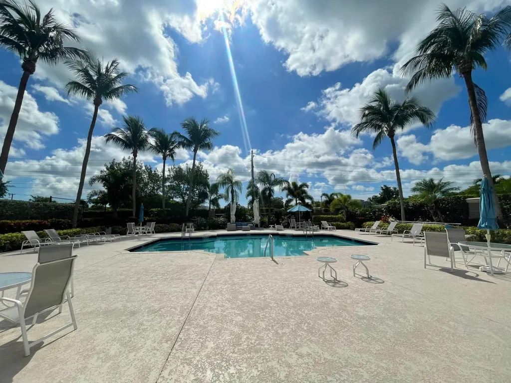 16075 Sims Road Delray Beach FL 33484
