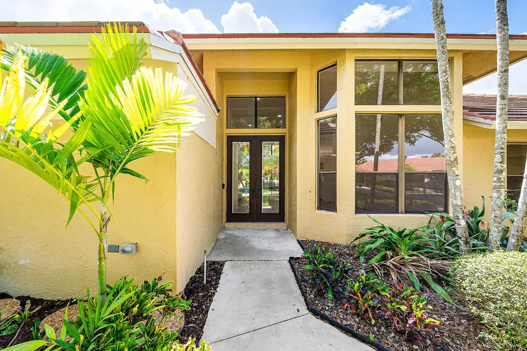 10655 Avenida Santa Ana Boca Raton FL 33498